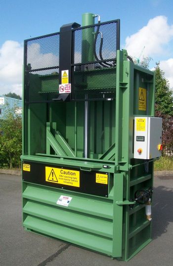 DICOM PGV650 MILL SIZE VERTICAL BALER