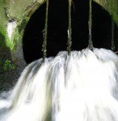 Equipment for monitoring water quality