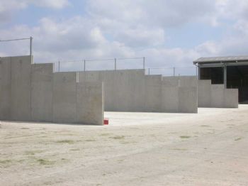 CONCRETE SILAGE CLAMP WALLS FOR ANAEROBIC DIGESTION PLANTS