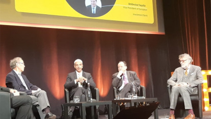 Wadia (second from left) spoke alongside former US Energy Secretary Steven Chu (far left), the European Investment Bank's vice president Ambroise Fayolle and&nbsp;The Florence School of Regulation&rsquo;s director Jean-Michel Glachant. Image: InnoEnergy