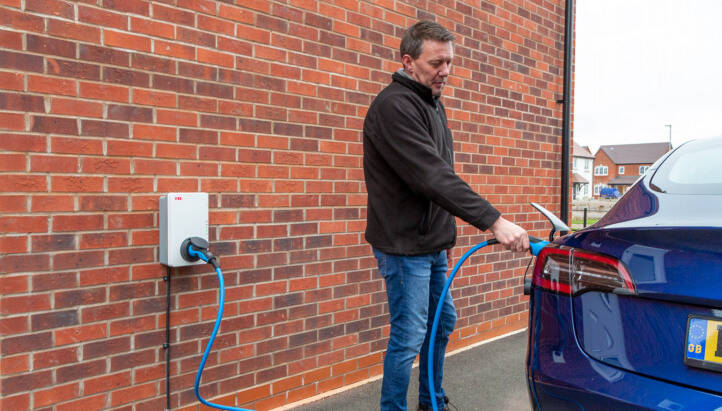 Centrica set to support ABB UK electric vehicle transition