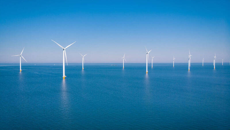 Report: Nearly $350bn of offshore wind projects at risk