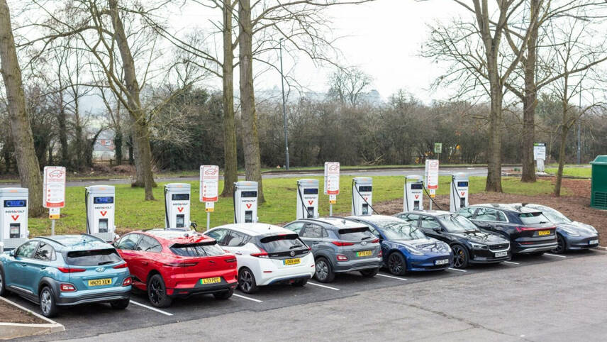 Number of public EV charging points in Britain soars year-on-year