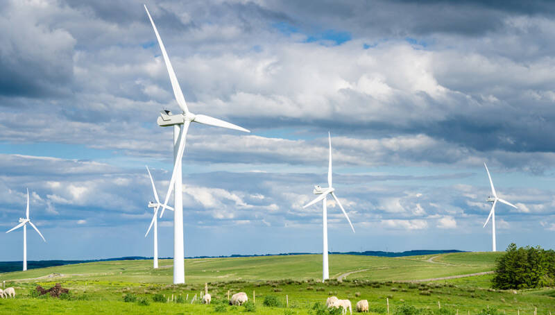 England could witness 13-fold surge in clean energy with policy support, study finds