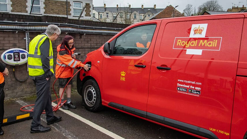 Royal Mail pulls net-zero target forward to 2040
