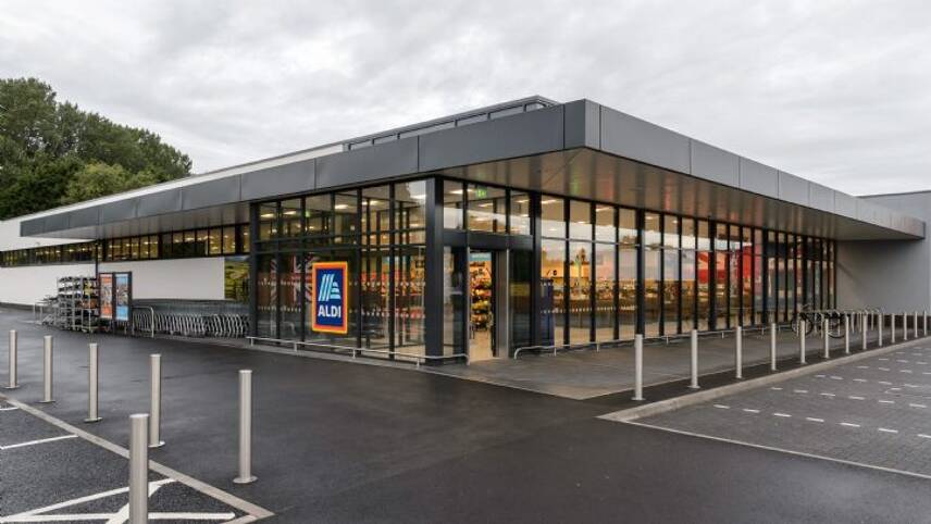 Aldi targets plastic glitter phase-out by 2020