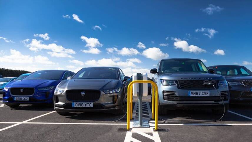 Jaguar Land Rover installs UK’s largest ‘smart’ EV charging facility