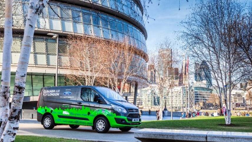 Nine fleet operators join Clean Van Commitment as ULEZ launches in London