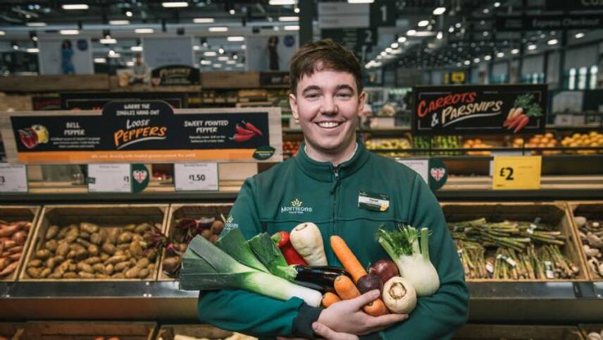 Morrisons rolls out plastic-free fruit and veg offering nationwide