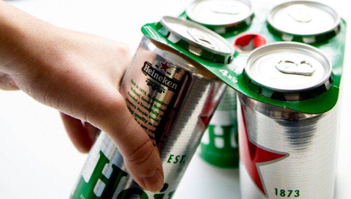 Heineken to eliminate shrinkwrap and plastic rings from multipacks sold in the UK