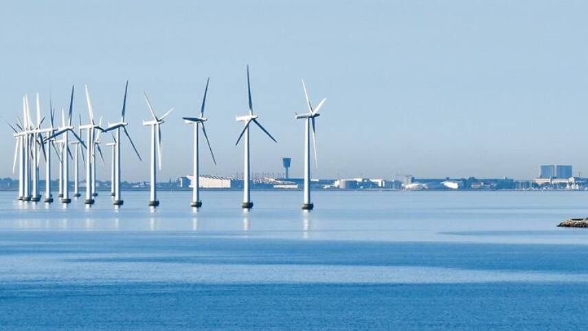 Urgent boost to offshore wind and CCS required for UK’s net-zero target, report finds