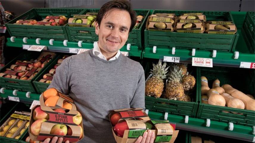Iceland trials swathes of plastic-free packaging for fruit and veg