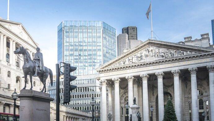 Bank of England under pressure over board member’s oil links