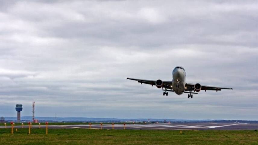 Investment to decarbonise aviation must be ‘supercharged’ in Covid-19 recovery plans, MPs urge