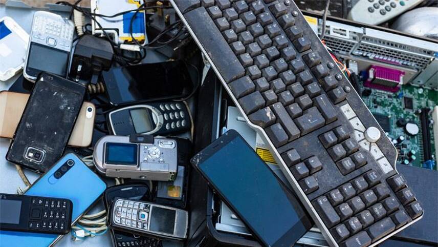 Boris Johnson urged to prevent e-waste mountain in Brexit planning