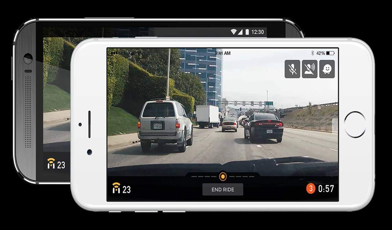 Smartphone app warns drivers about road hazards