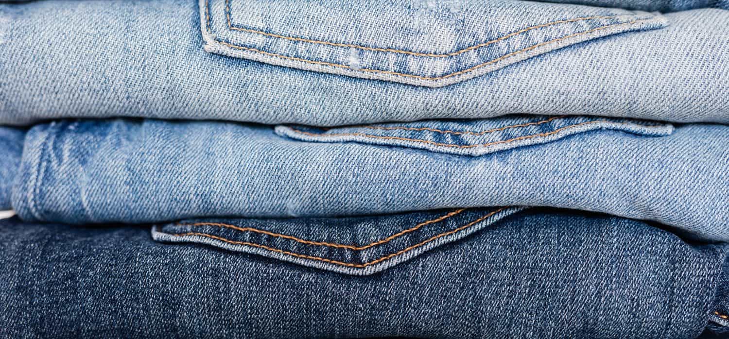 Plastic-free stretch denim for responsible fashion