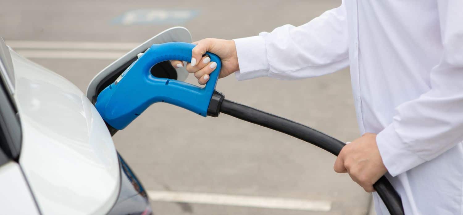 Tackling the challenges of EV fast charging