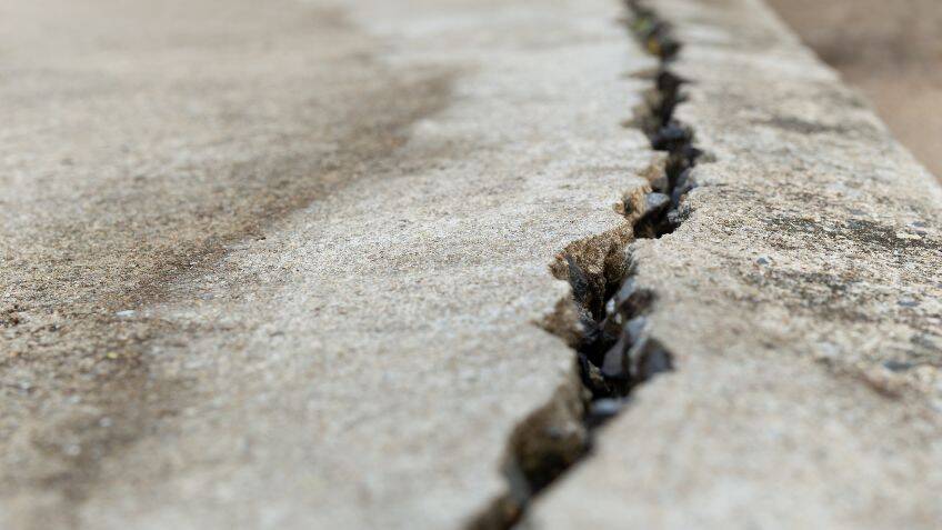 Could concrete heal its own cracks?