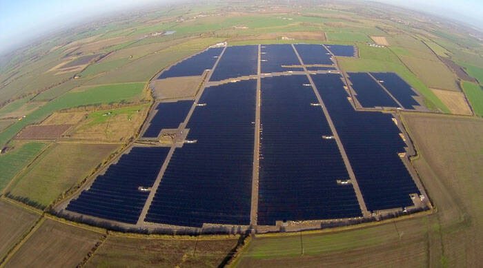 UK’s largest solar farm connects to grid