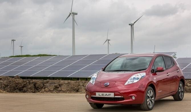 Nissan switches on solar farm at production plant
