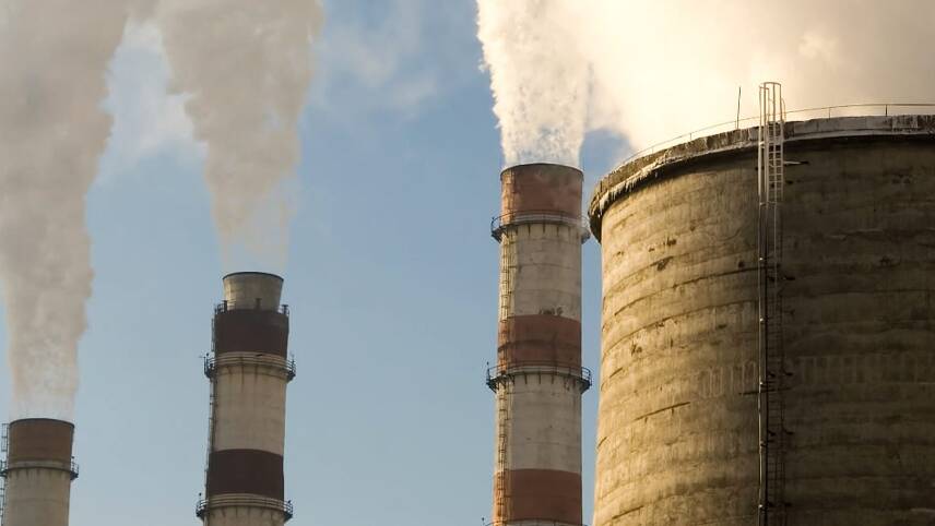 Large energy suppliers back calls for carbon tax