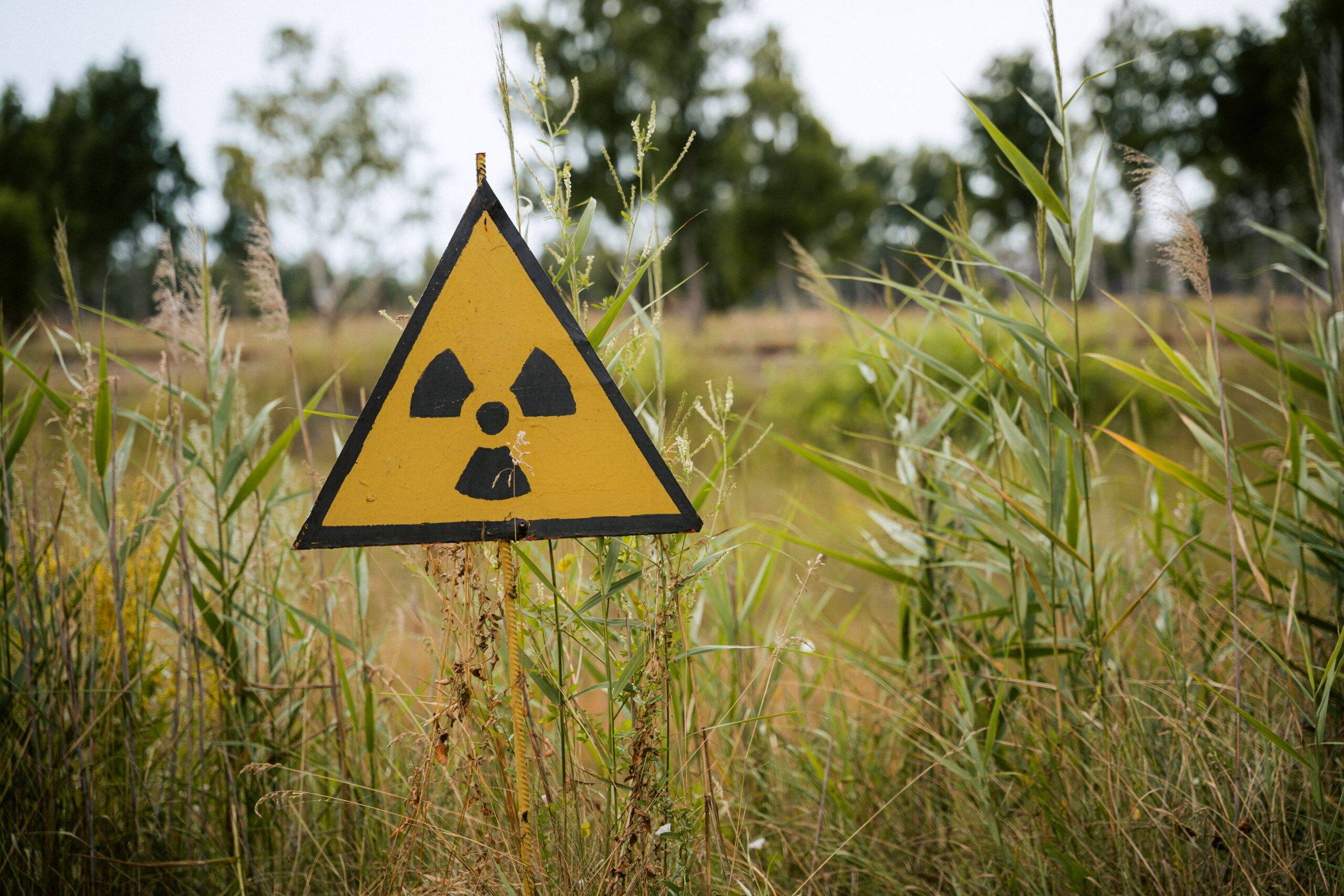 How can the UK handle radioactive waste amid new nuclear drive?