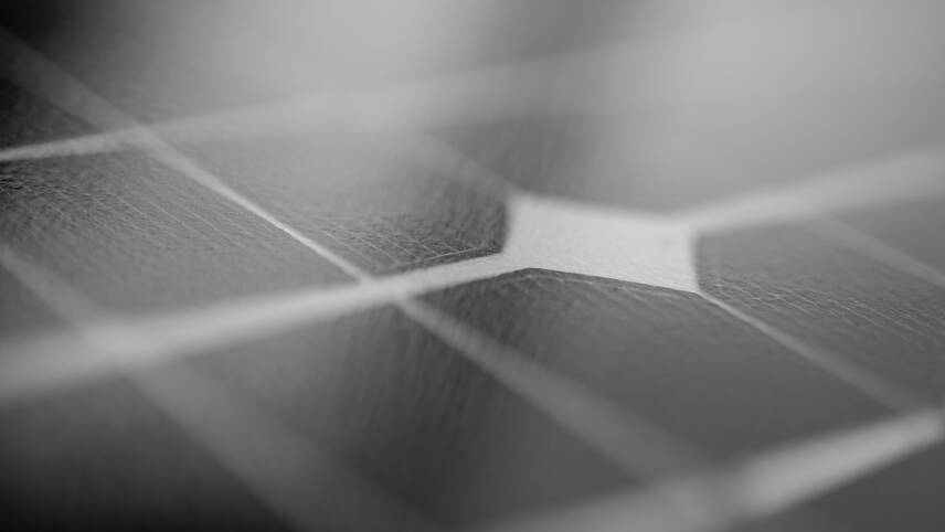 Re-reading smart meter data to find space for low carbon technologies